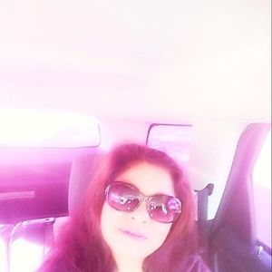 Meet your Posher, Lorena